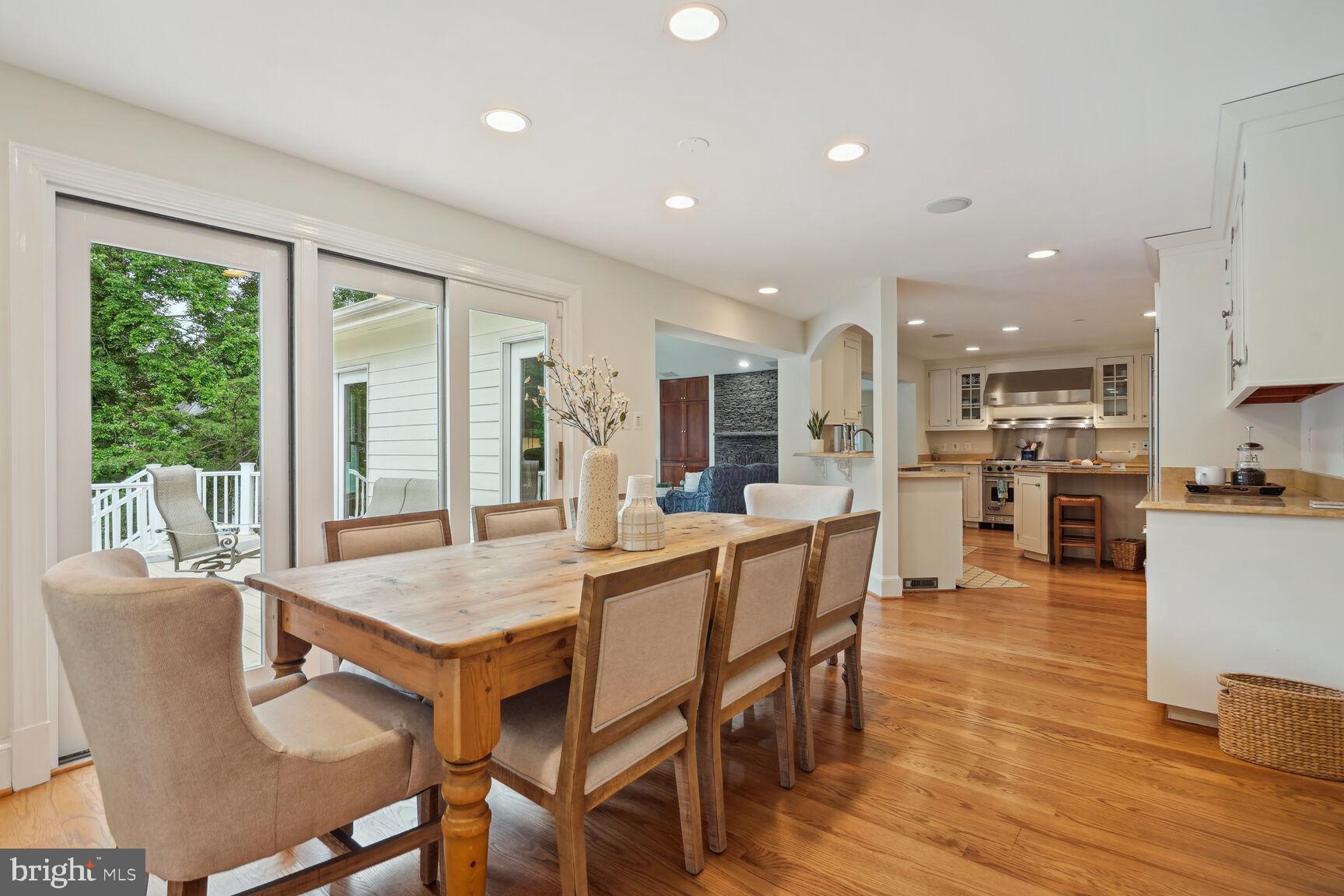 LYNWOOD - Residential