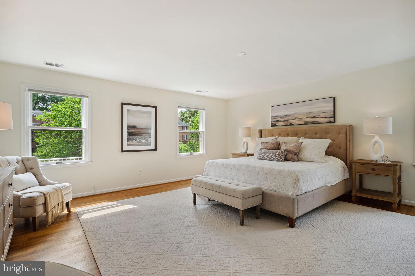 LYNWOOD - Residential