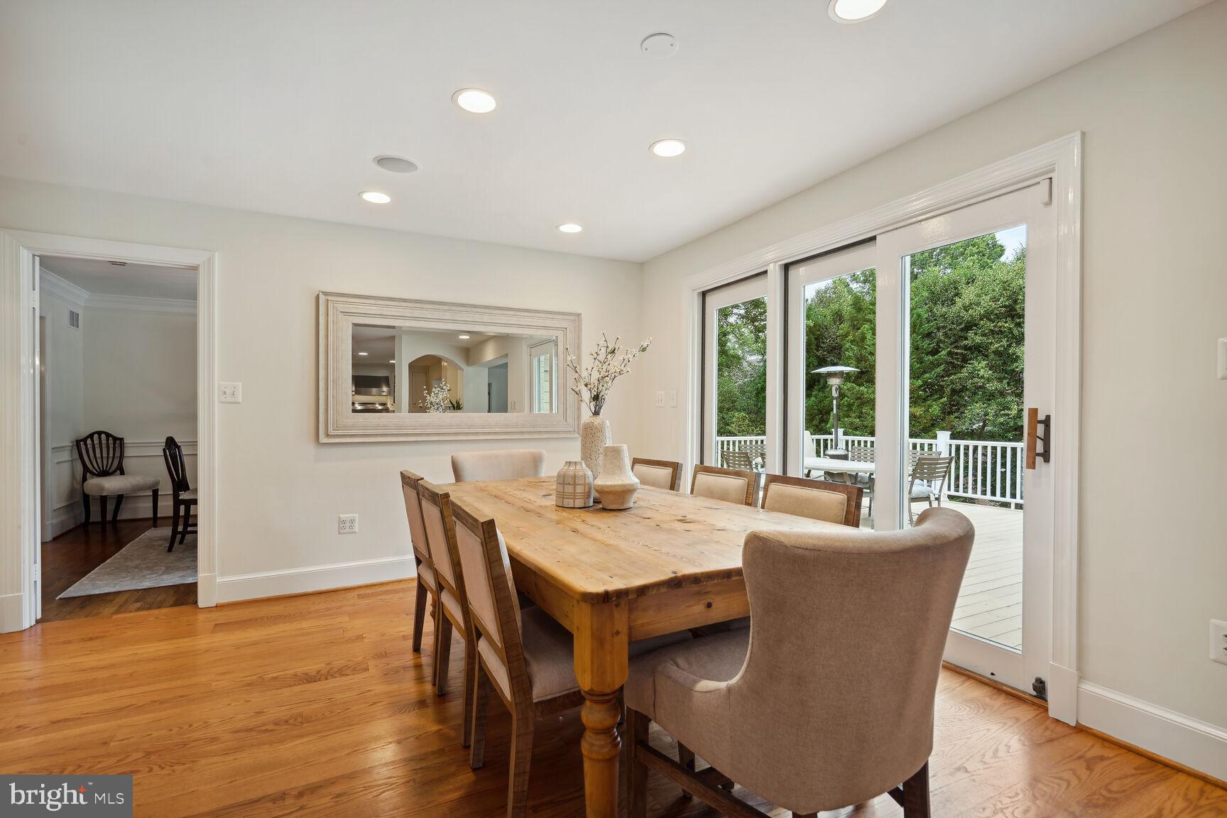 LYNWOOD - Residential