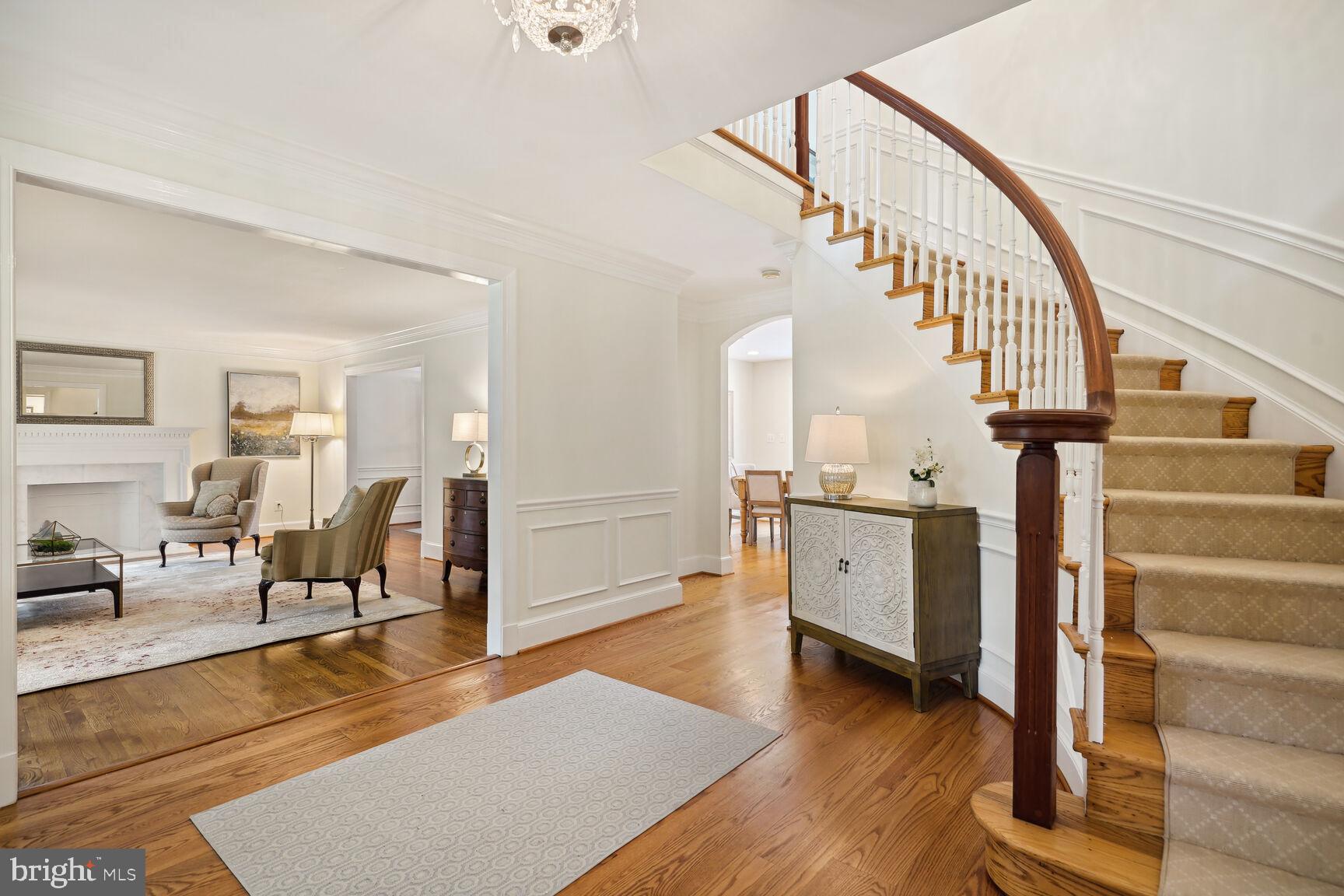 LYNWOOD - Residential