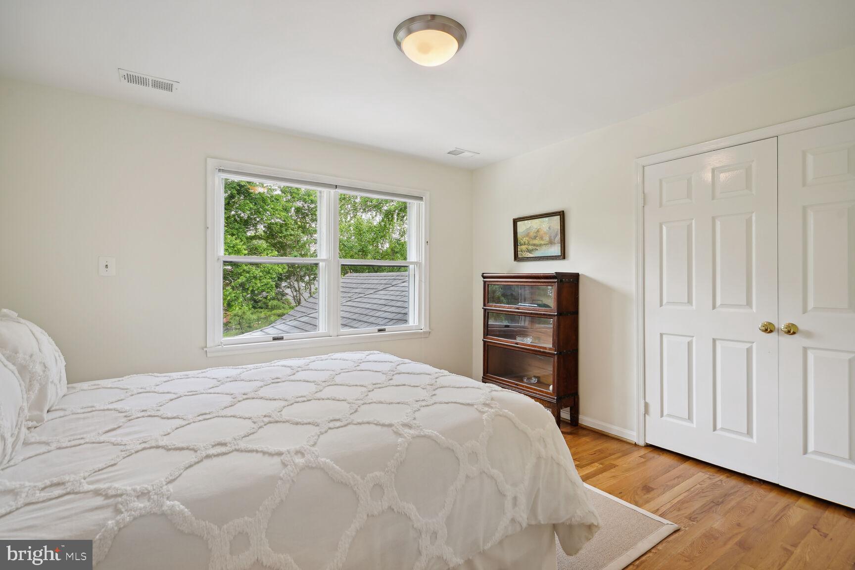 LYNWOOD - Residential