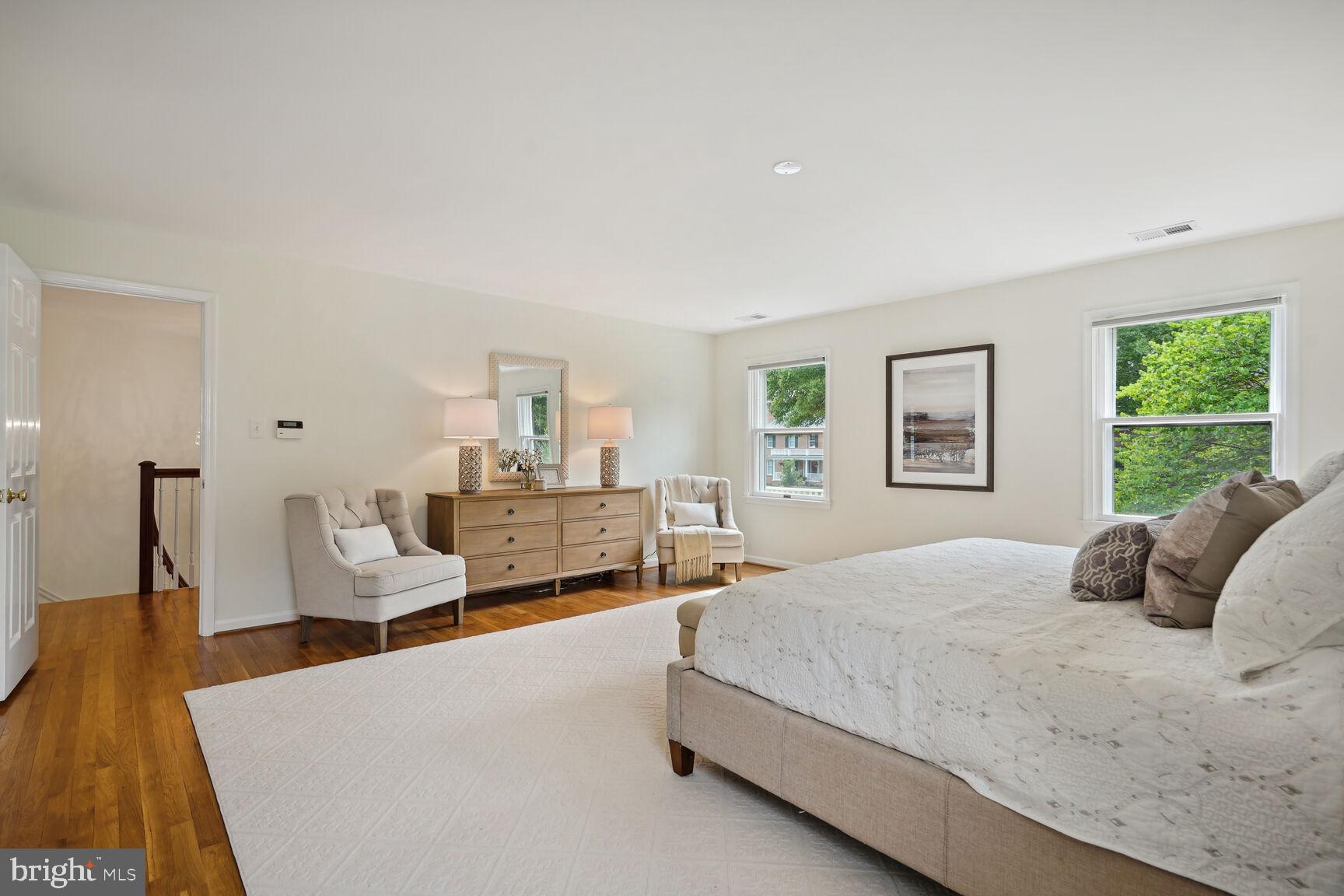 LYNWOOD - Residential