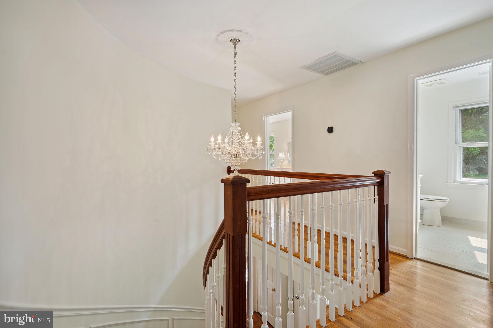 LYNWOOD - Residential