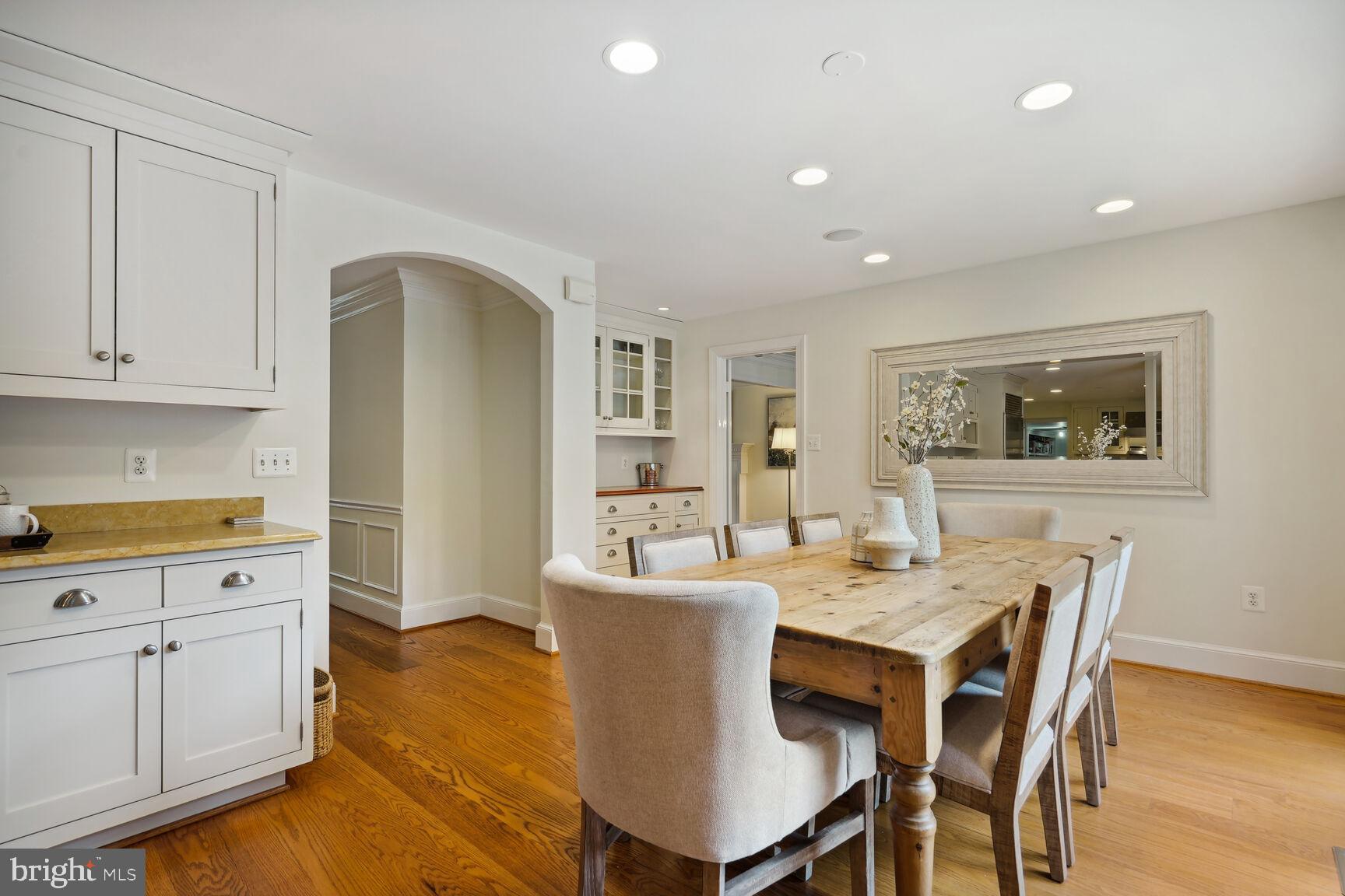 LYNWOOD - Residential