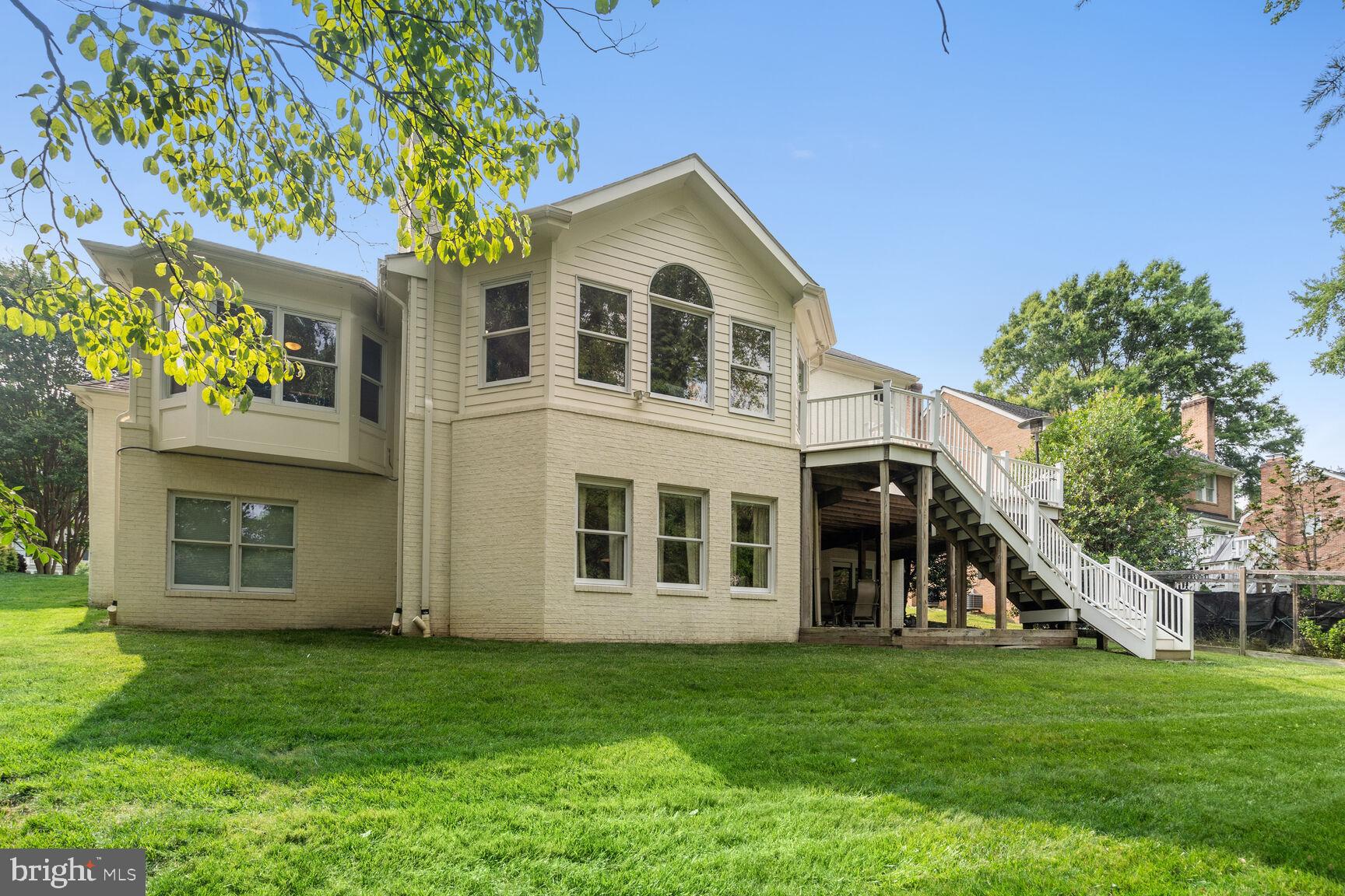 LYNWOOD - Residential