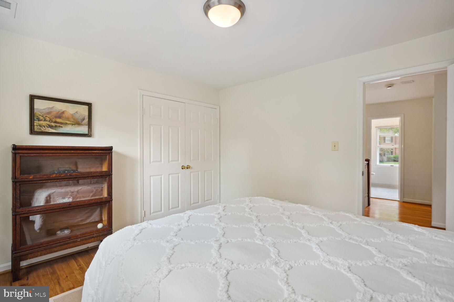 LYNWOOD - Residential