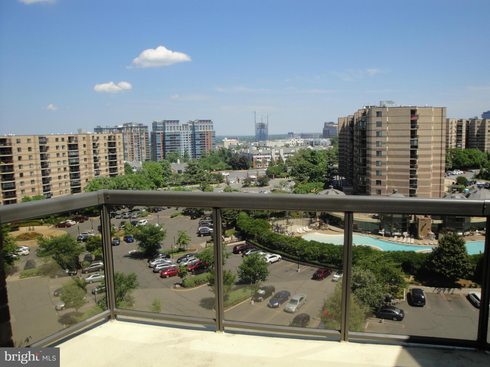 ROTONDA - Residential Lease