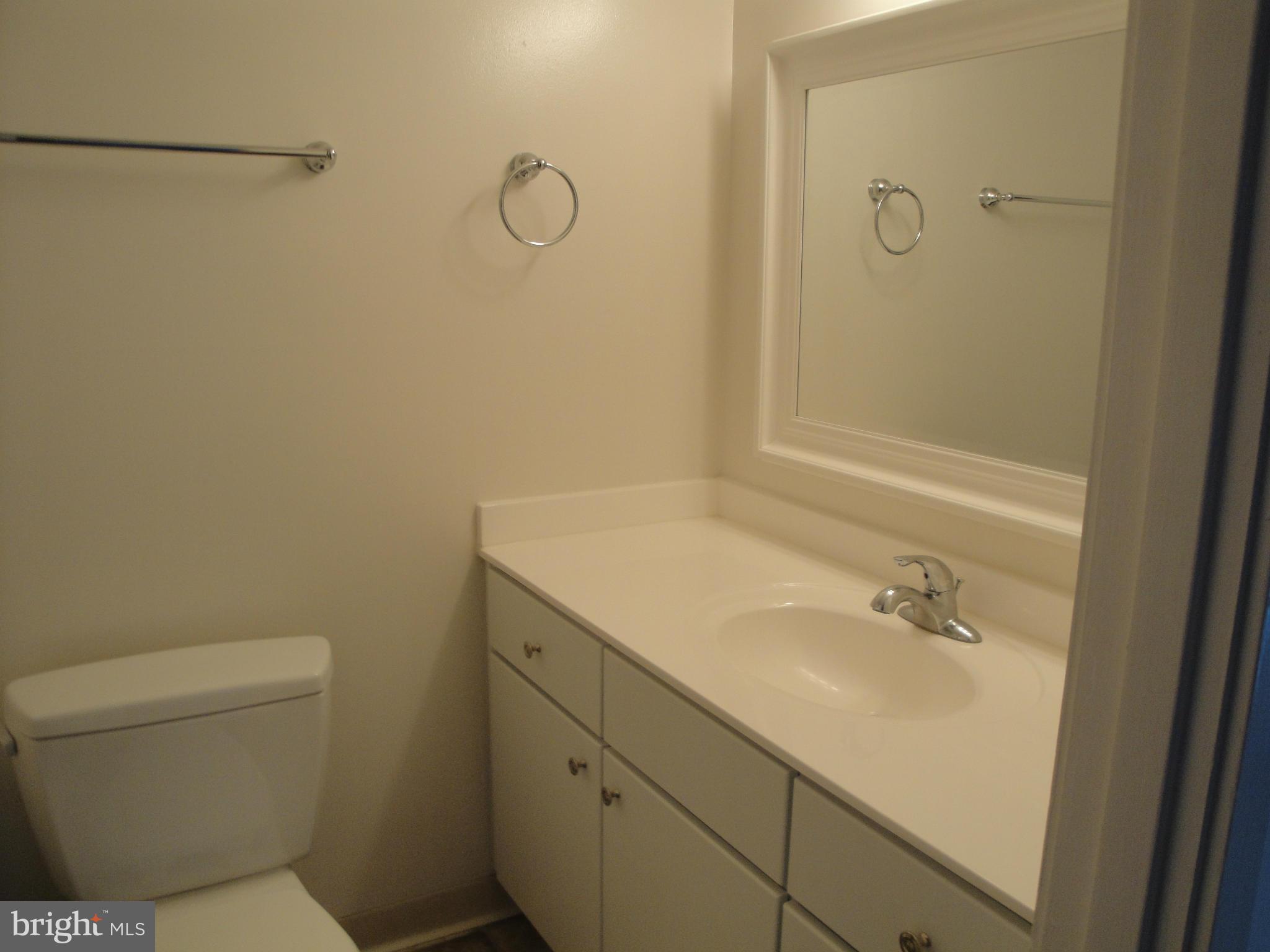 ROTONDA - Residential Lease