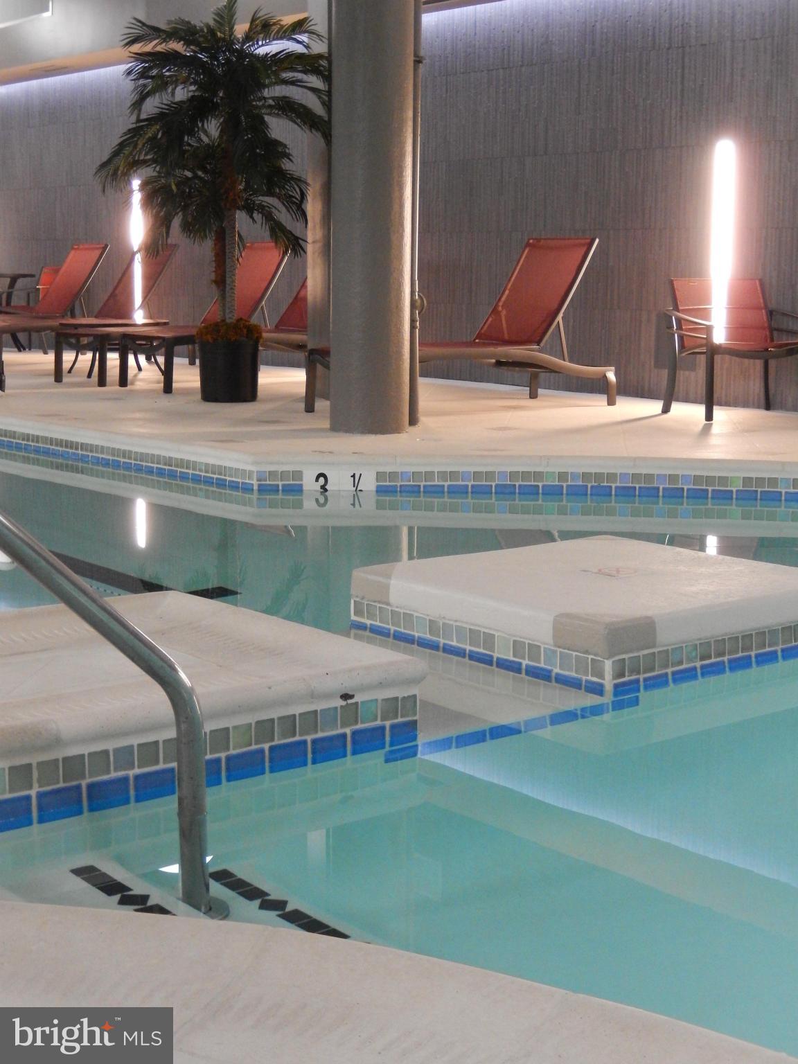 ROTONDA - Residential Lease