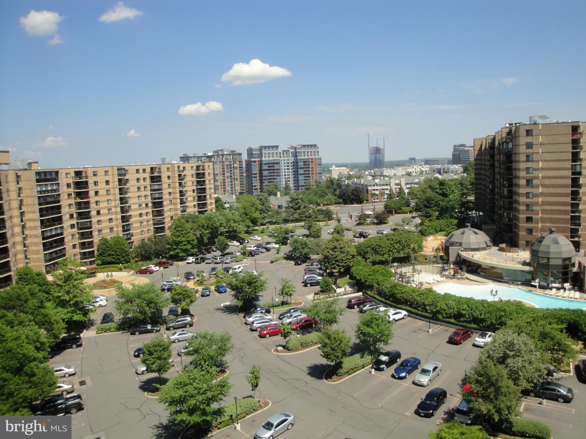 ROTONDA - Residential Lease