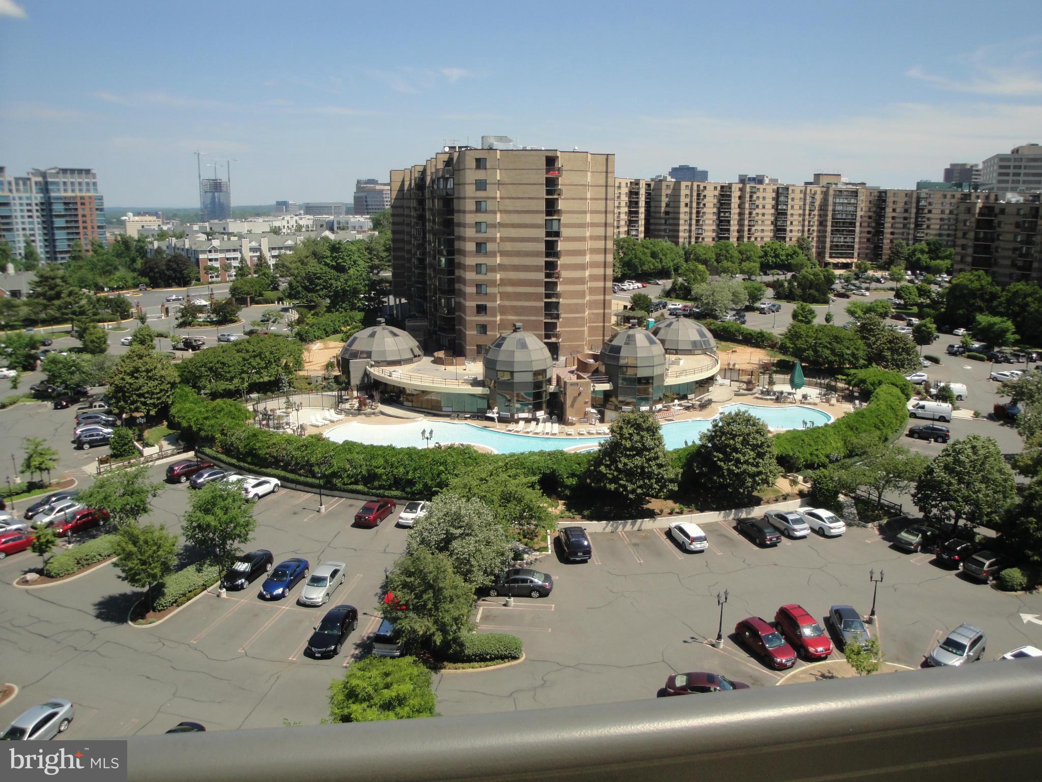 ROTONDA - Residential Lease