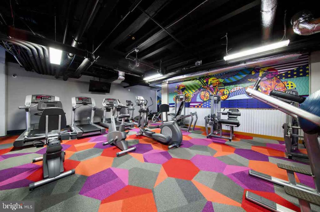 LOGAN SQUARE - Residential Lease