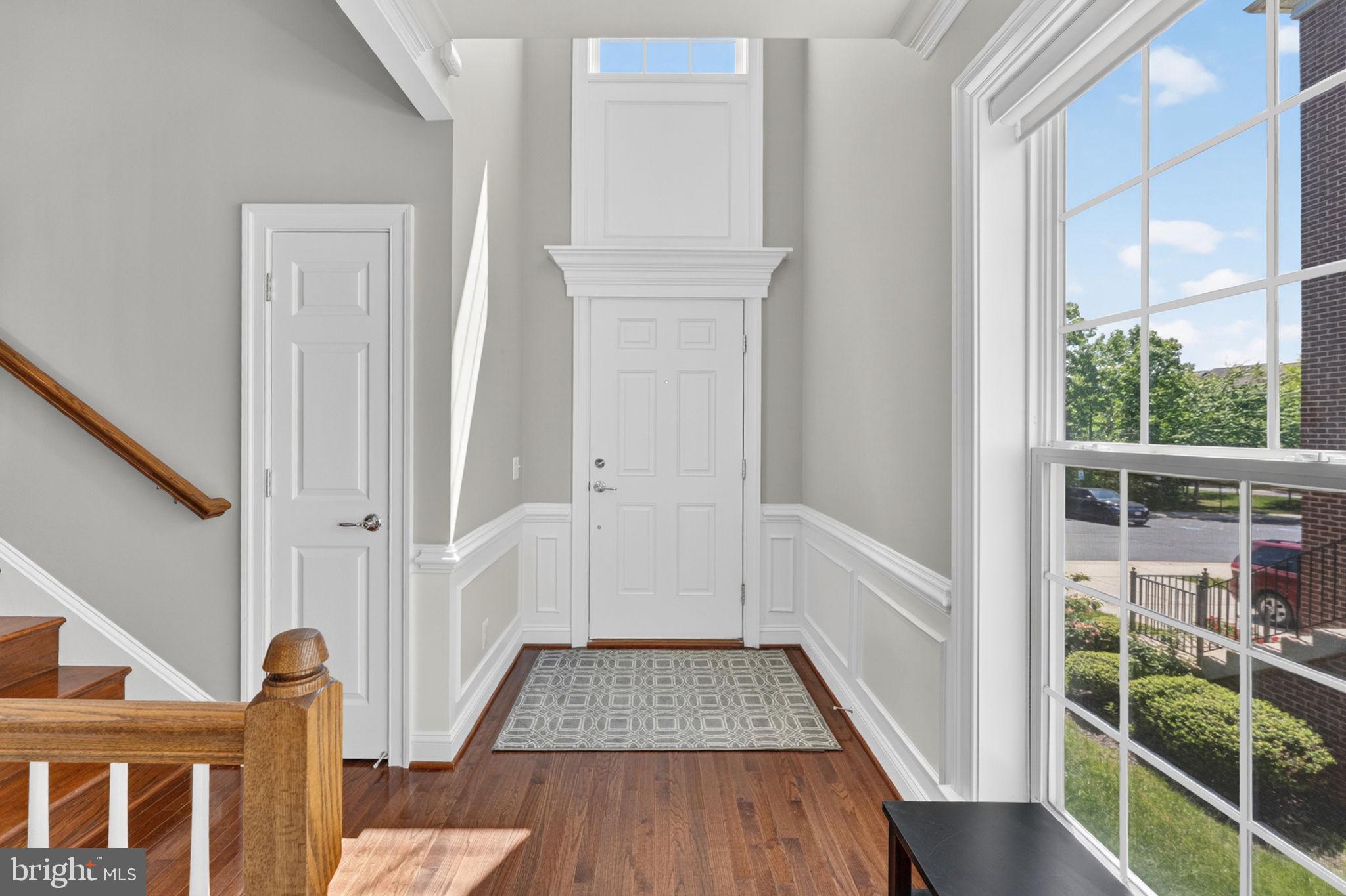 EAST GATE - Residential