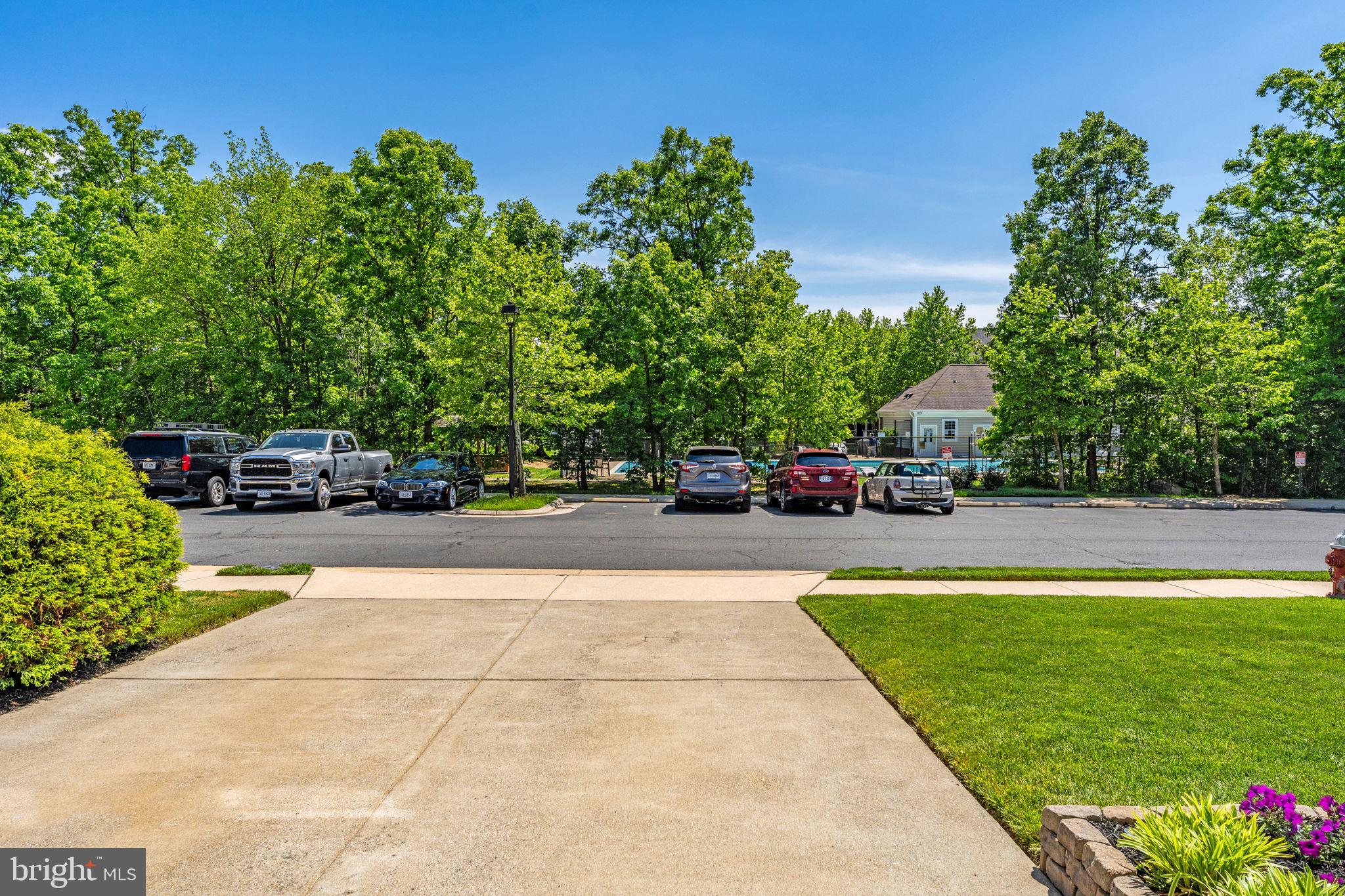 EAST GATE - Residential