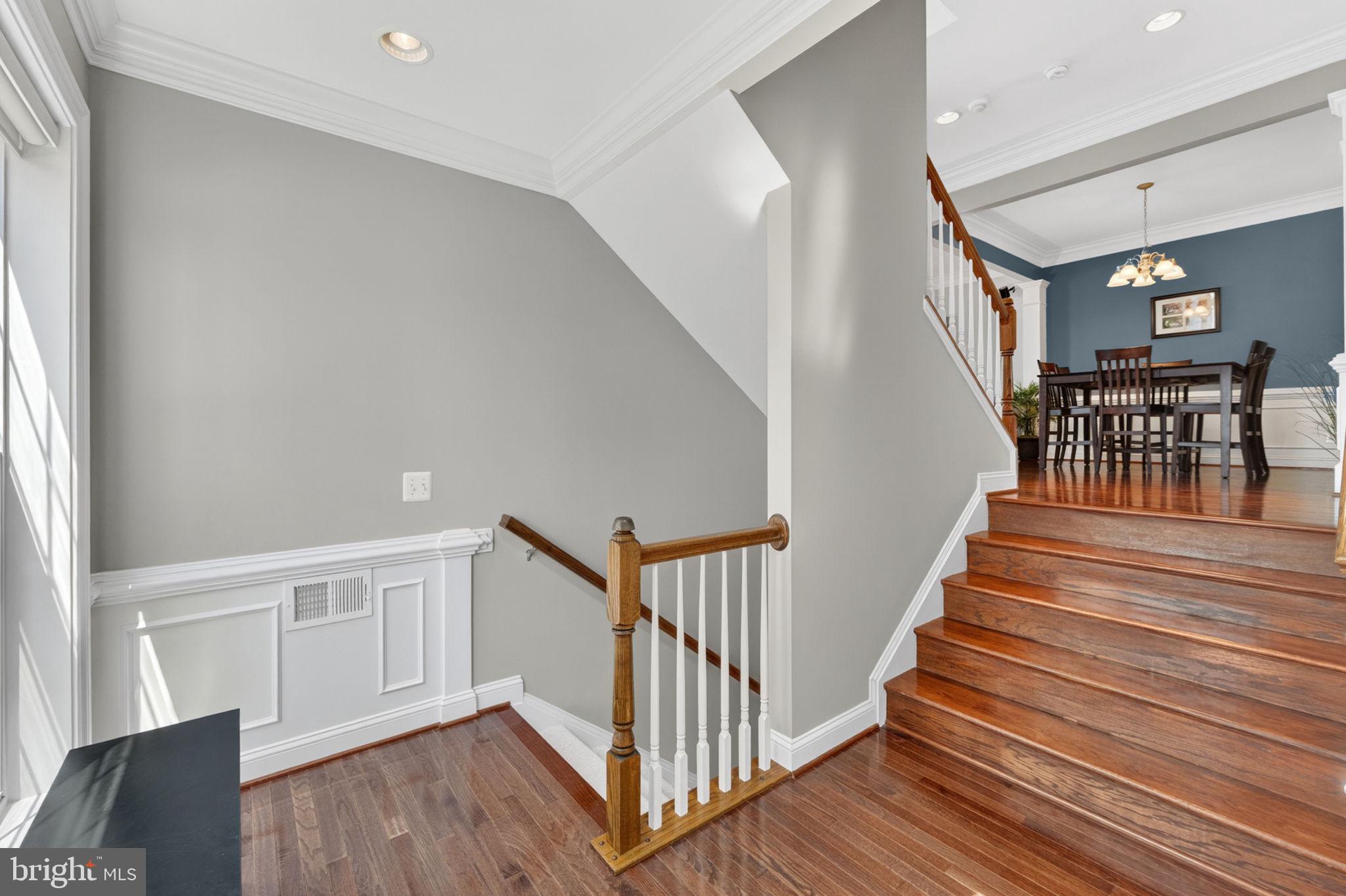 EAST GATE - Residential