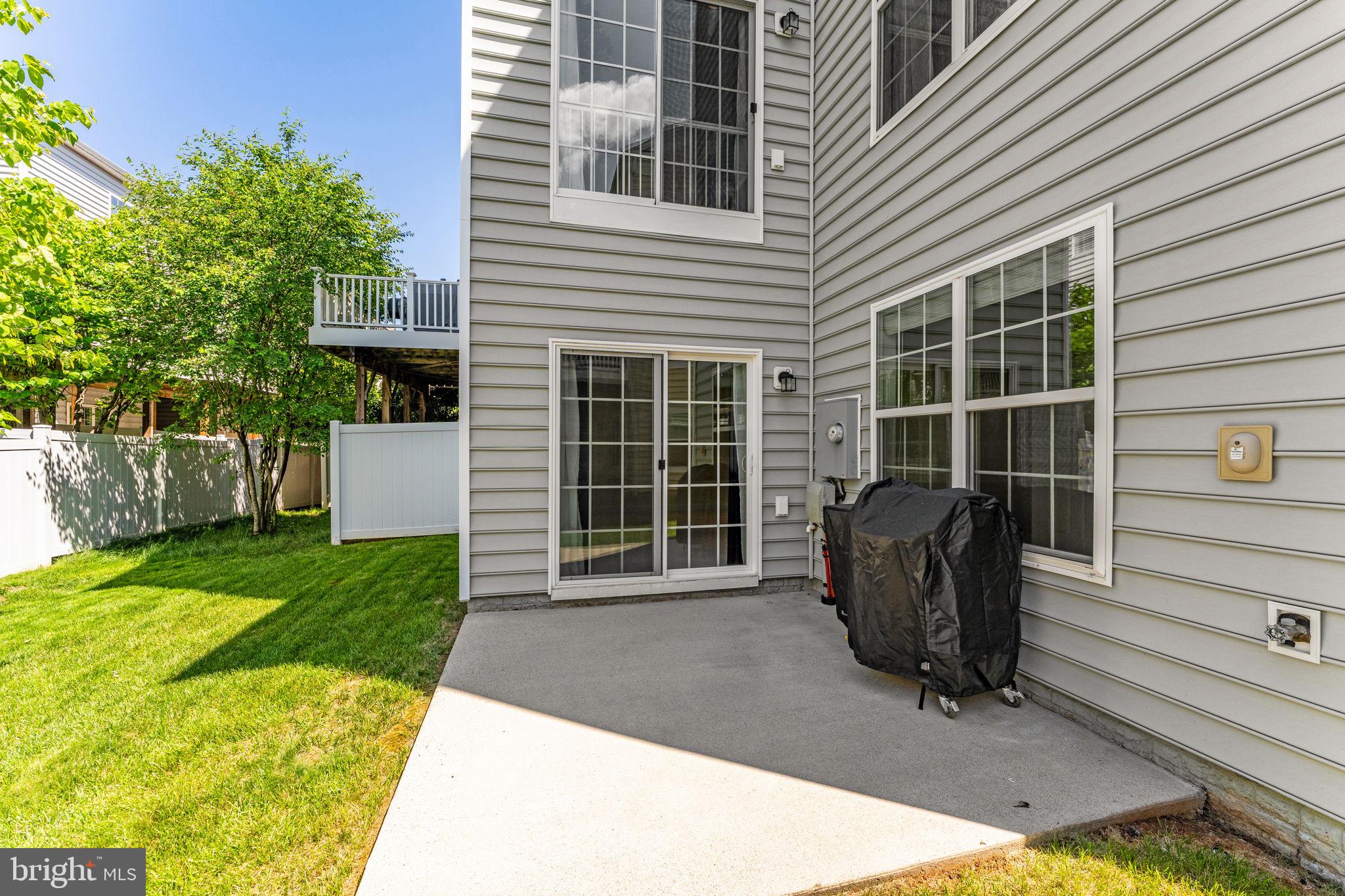 EAST GATE - Residential