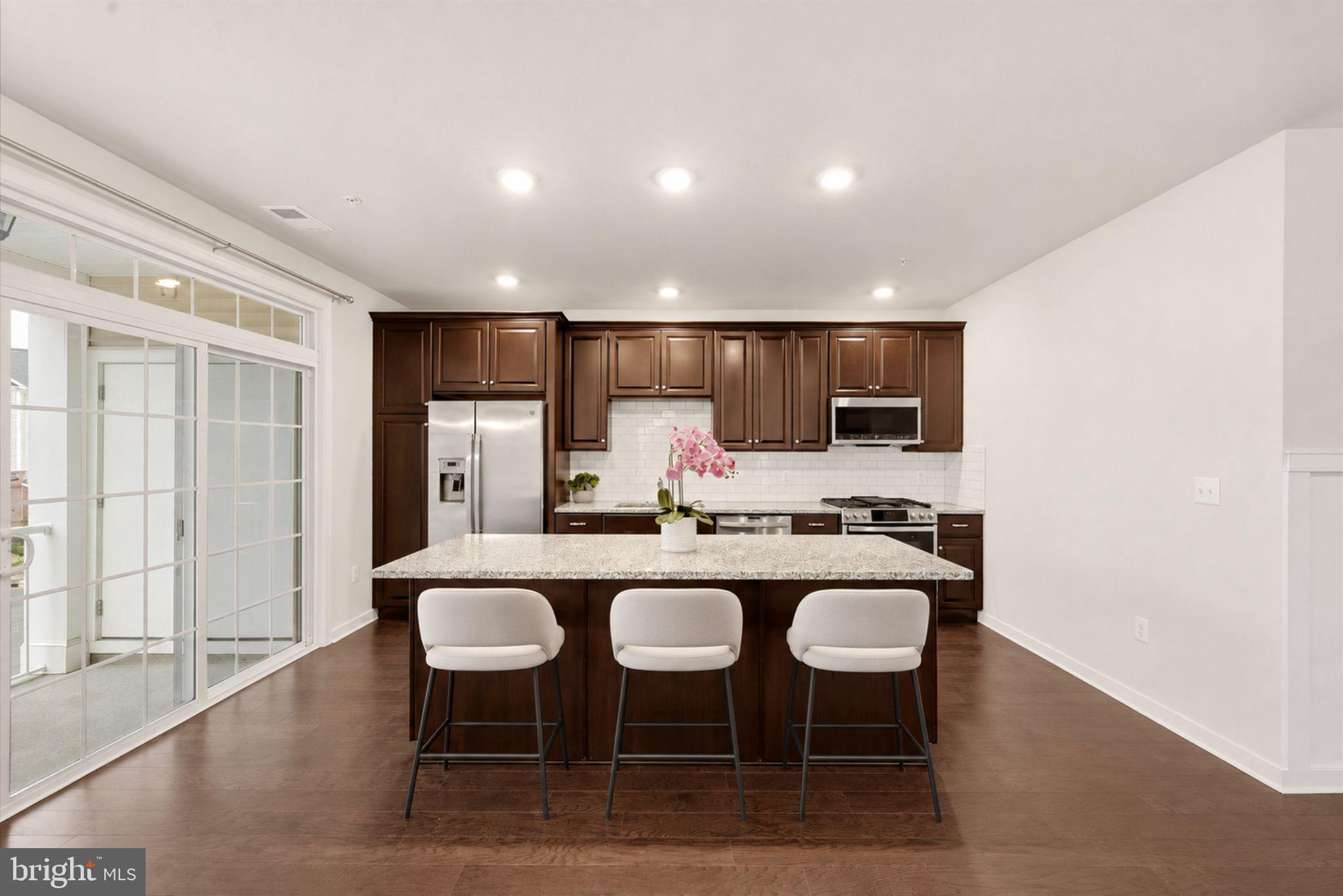 23265 MILLTOWN KNOLL SQUARE 114