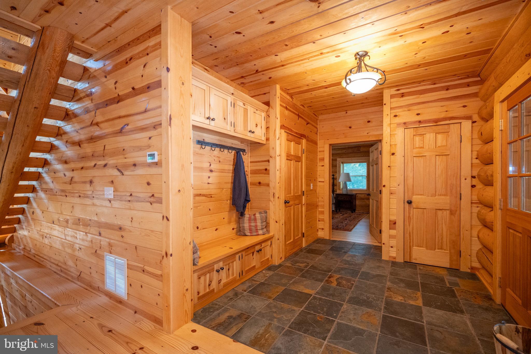 STOCKSLAGER ROAD - Residential