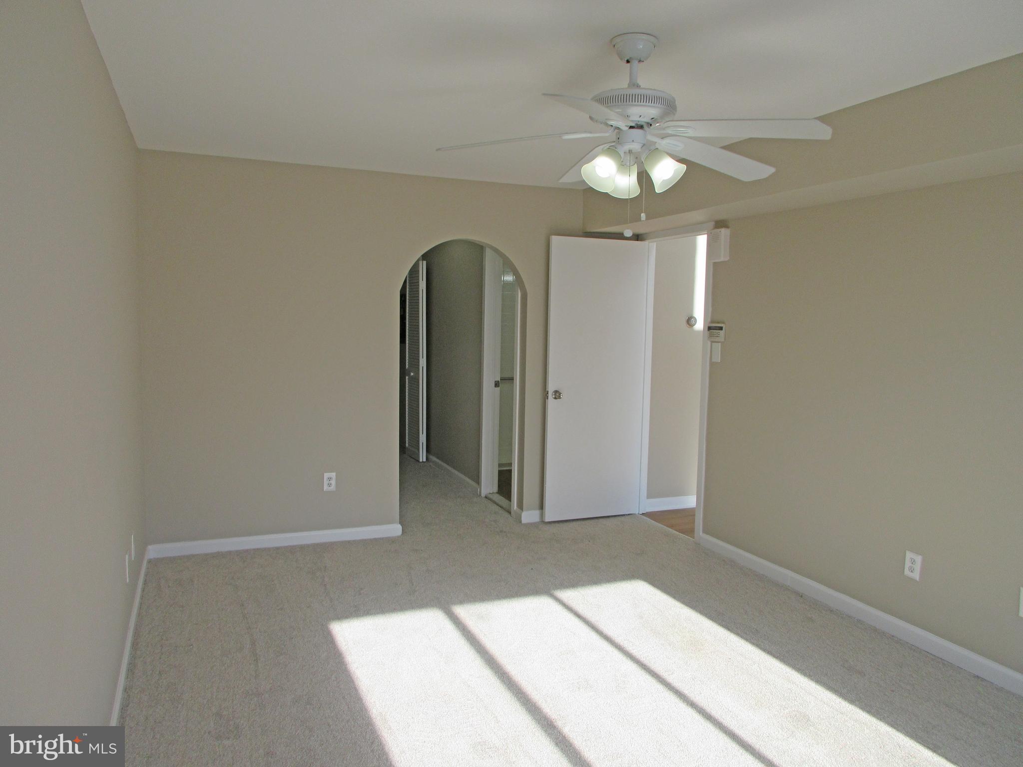 FOUNTAIN POINTE - Residential