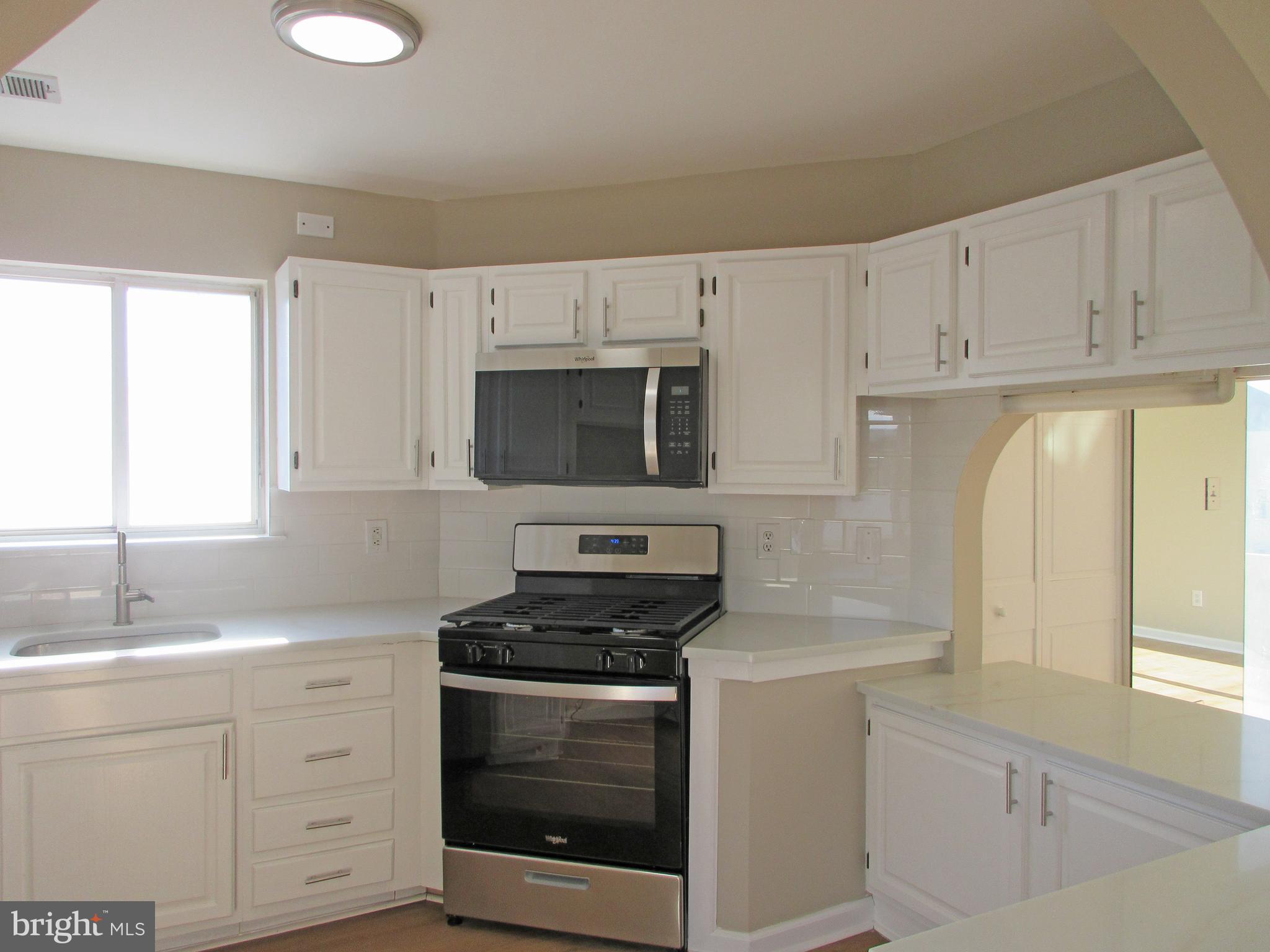 FOUNTAIN POINTE - Residential