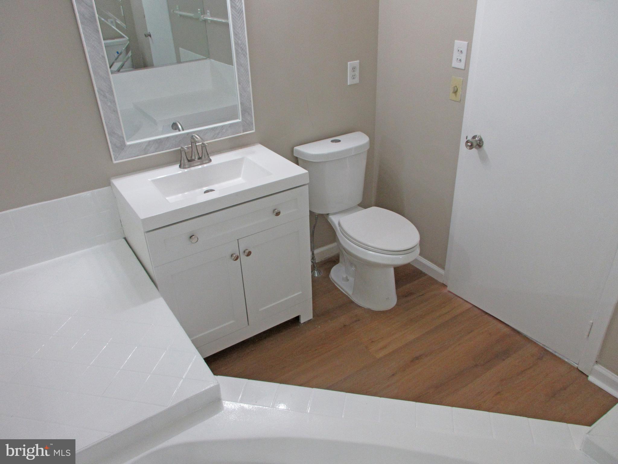 FOUNTAIN POINTE - Residential