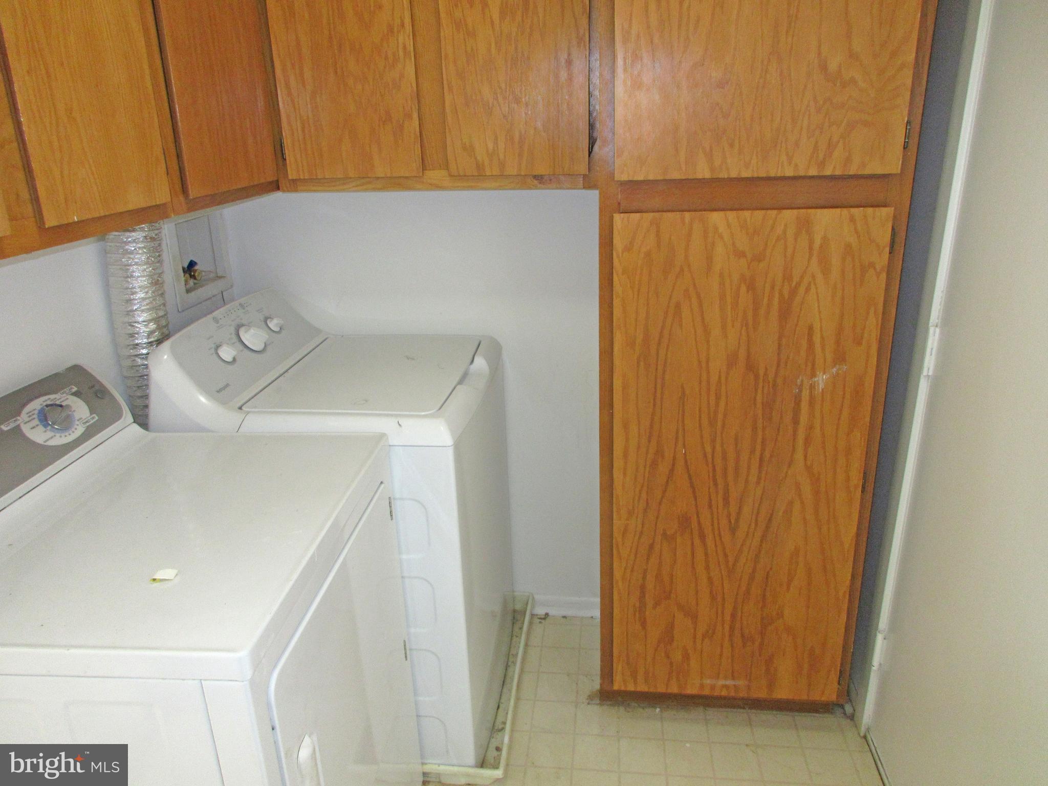 FOUNTAIN POINTE - Residential