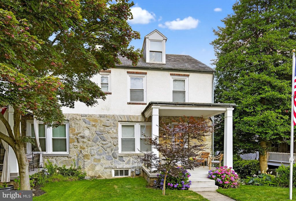 Photo of 7 Parkside Avenue, LANCASTER, PA 17602 (MLS # PALA2072384)