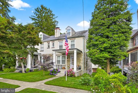 Photo of 7 Parkside Avenue, LANCASTER, PA 17602 (MLS # PALA2072384)