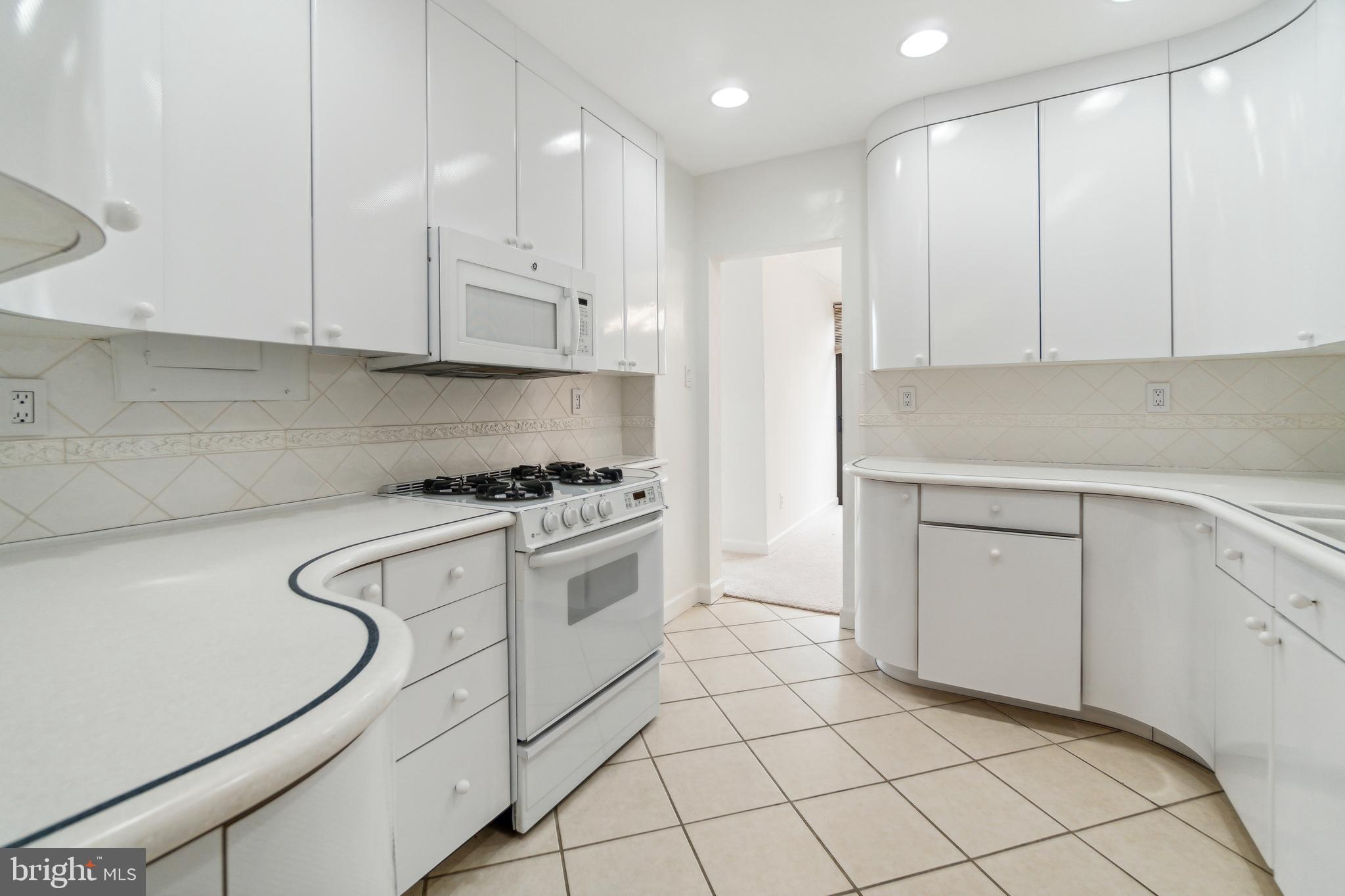 HYDE PARK - Residential