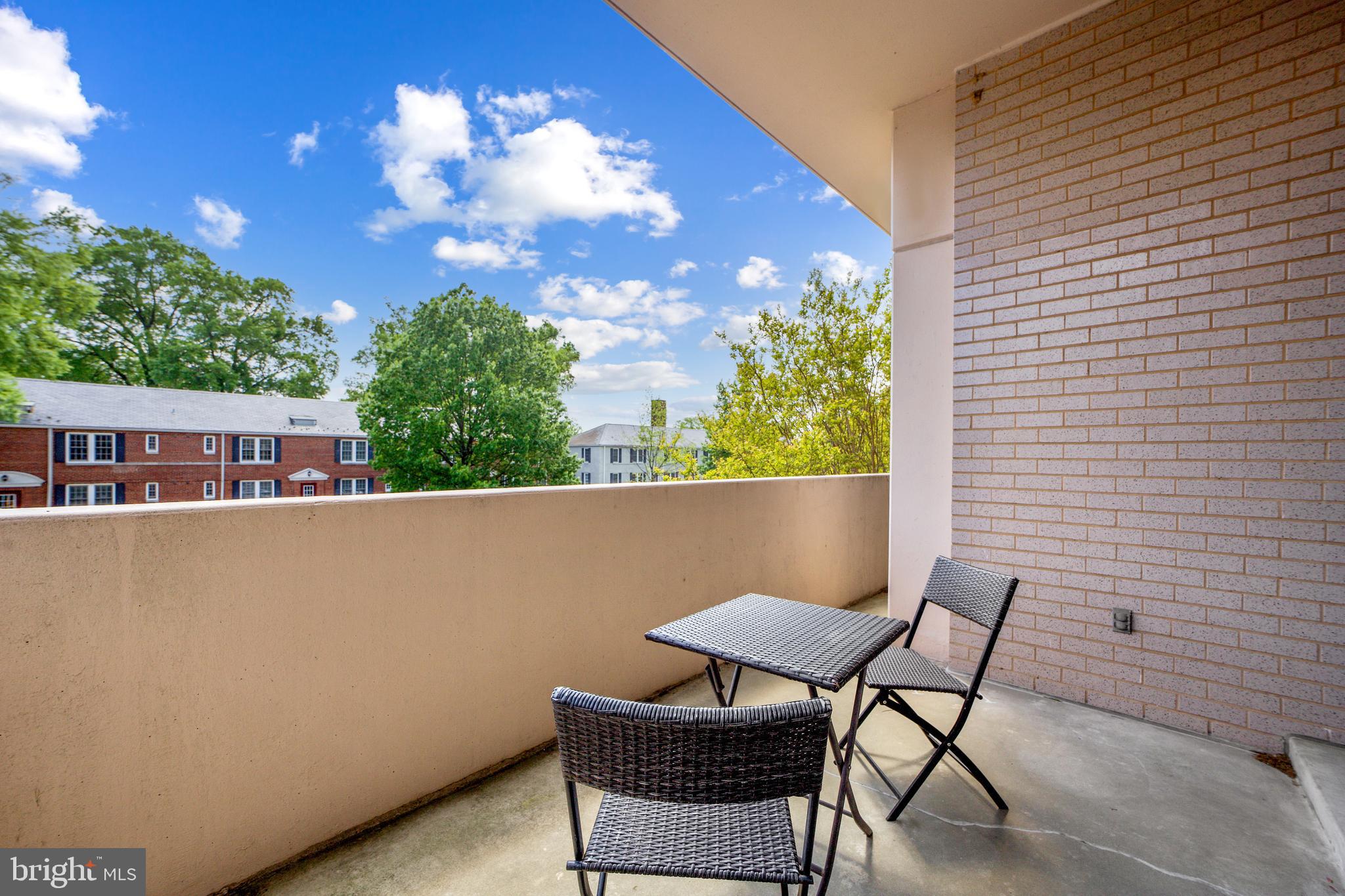 HYDE PARK - Residential