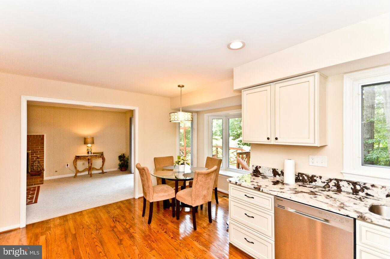 FAIRFAX STATION - Residential