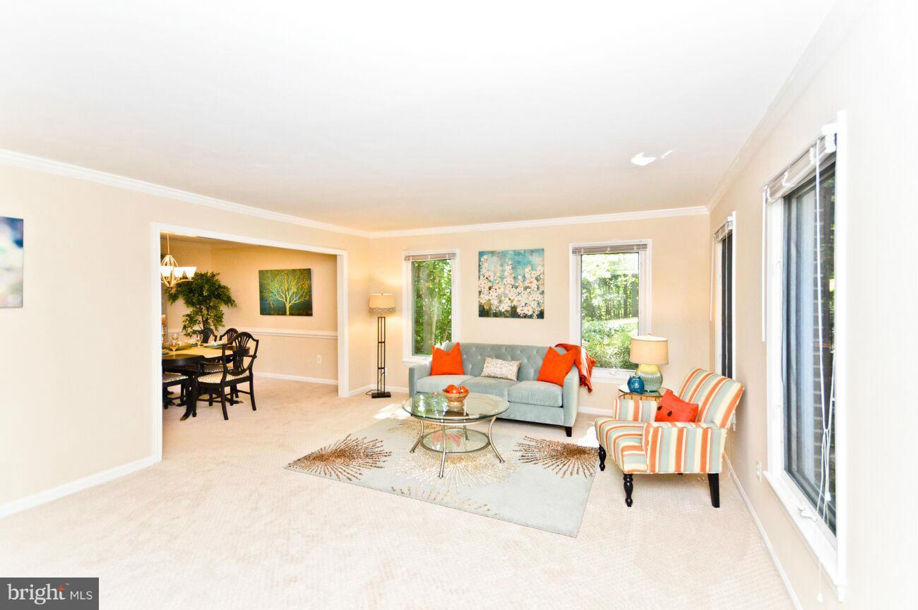 FAIRFAX STATION - Residential