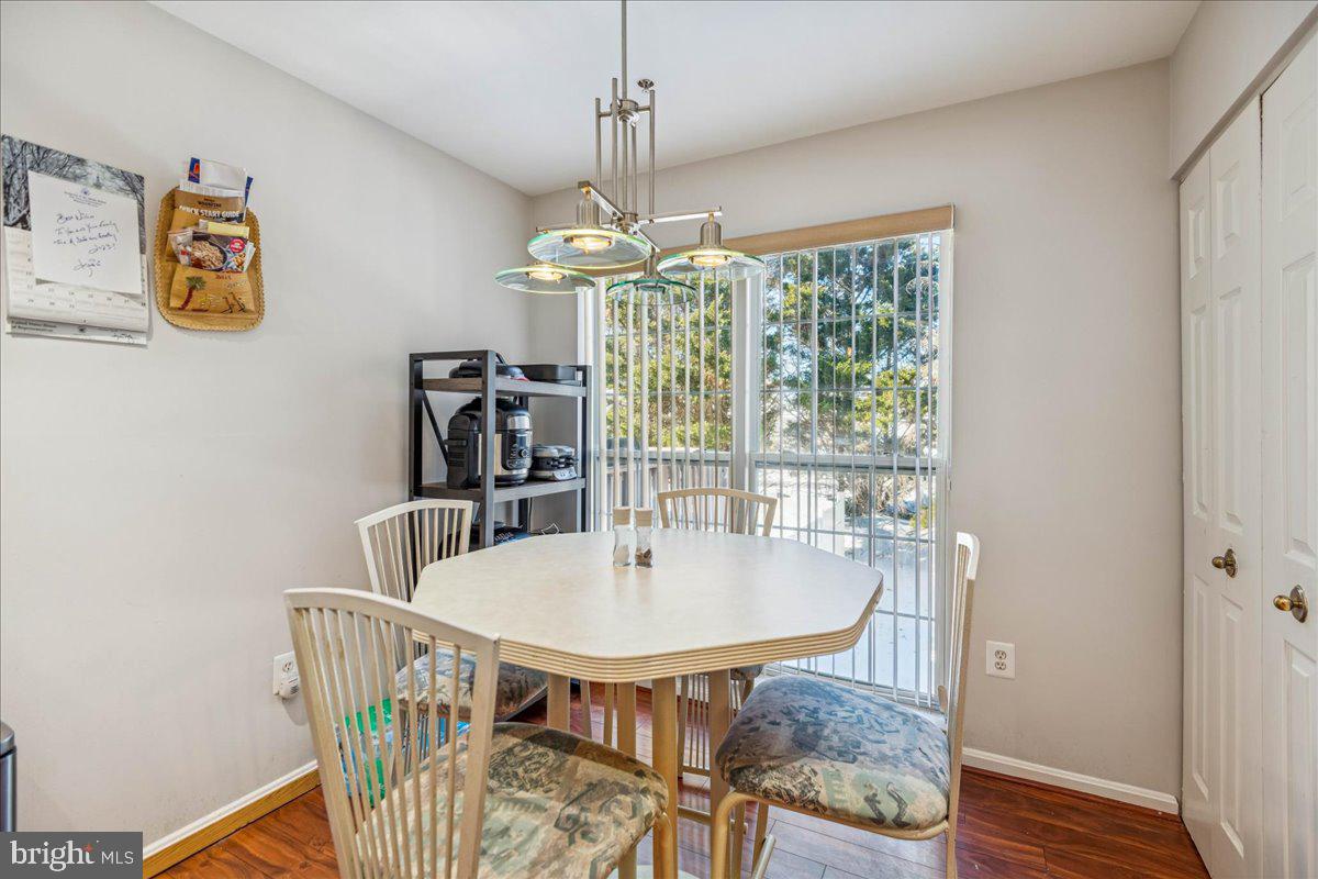 WINDSOR  MILL - Residential