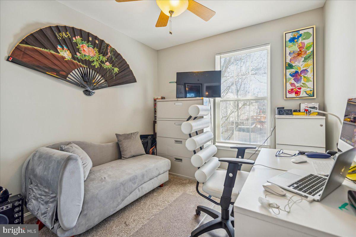 WINDSOR  MILL - Residential