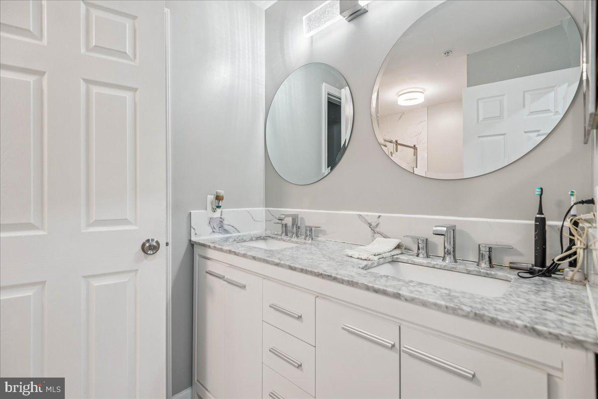 WINDSOR  MILL - Residential