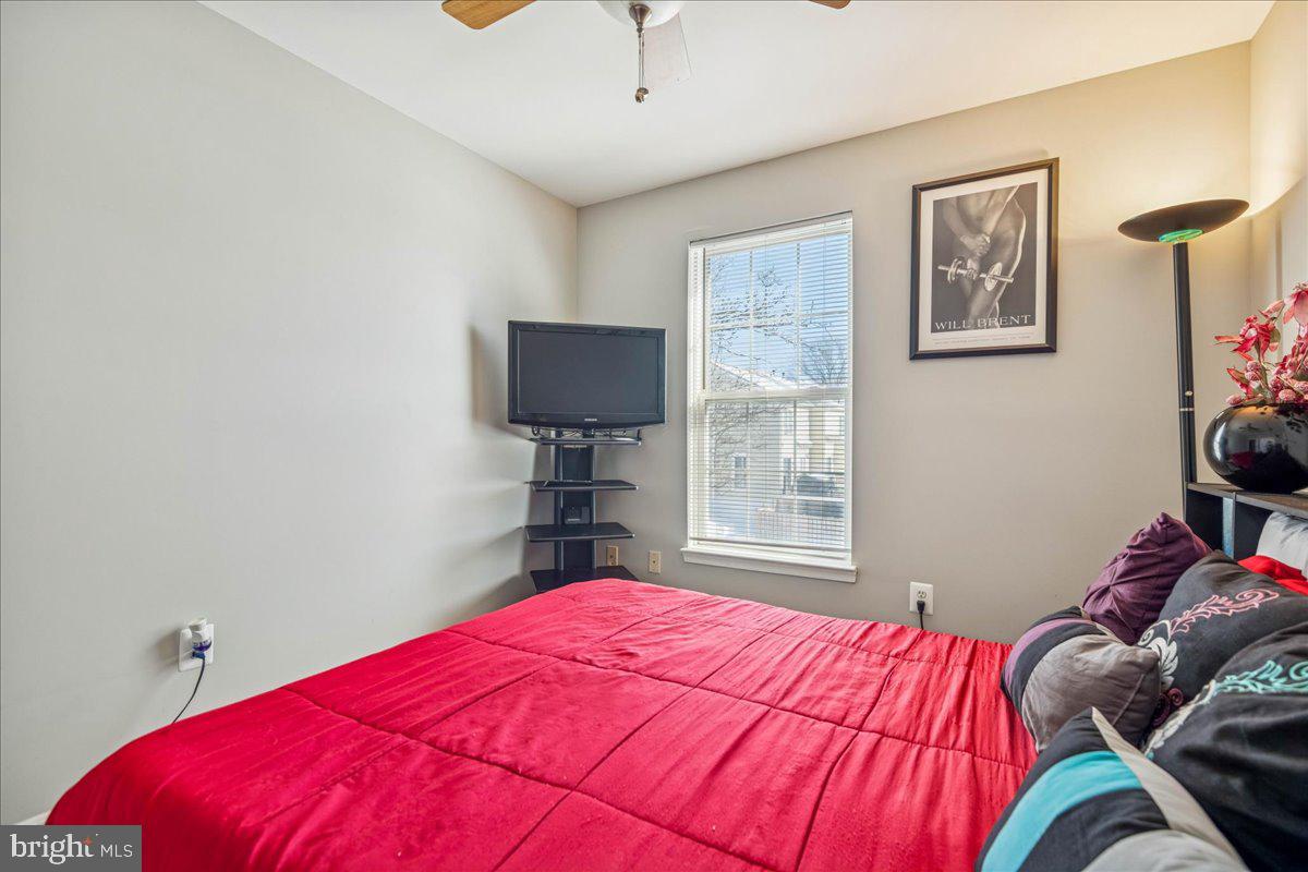 WINDSOR  MILL - Residential