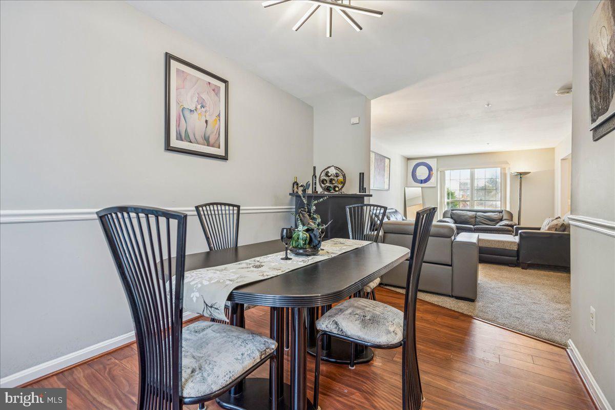 WINDSOR  MILL - Residential