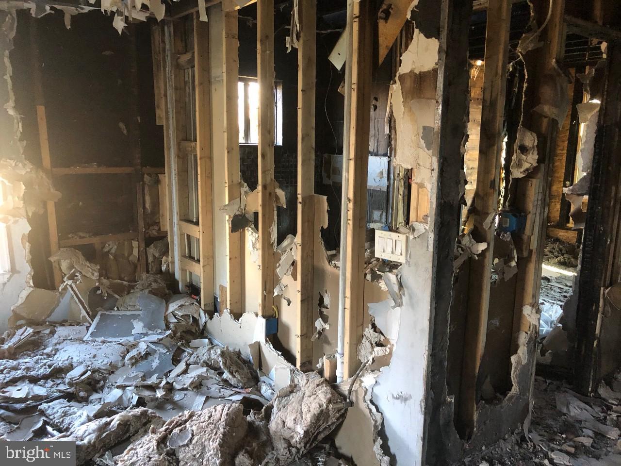 ARLINGTON - Residential