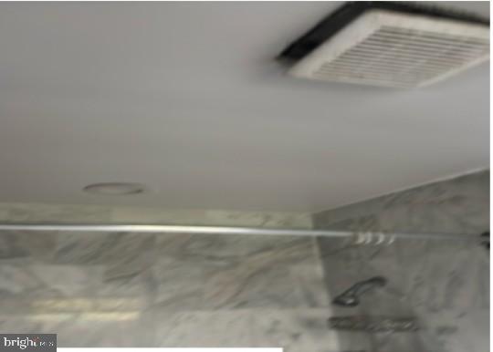 ARLINGTON - Residential