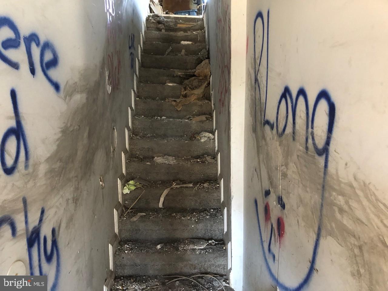 ARLINGTON - Residential