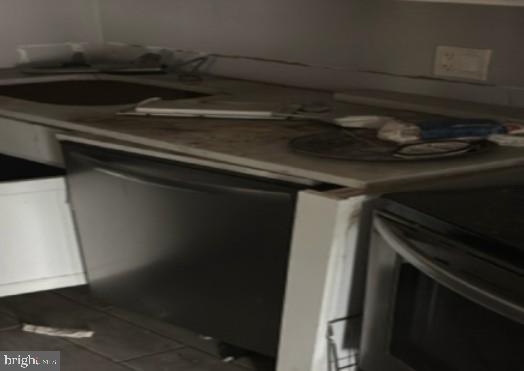 ARLINGTON - Residential