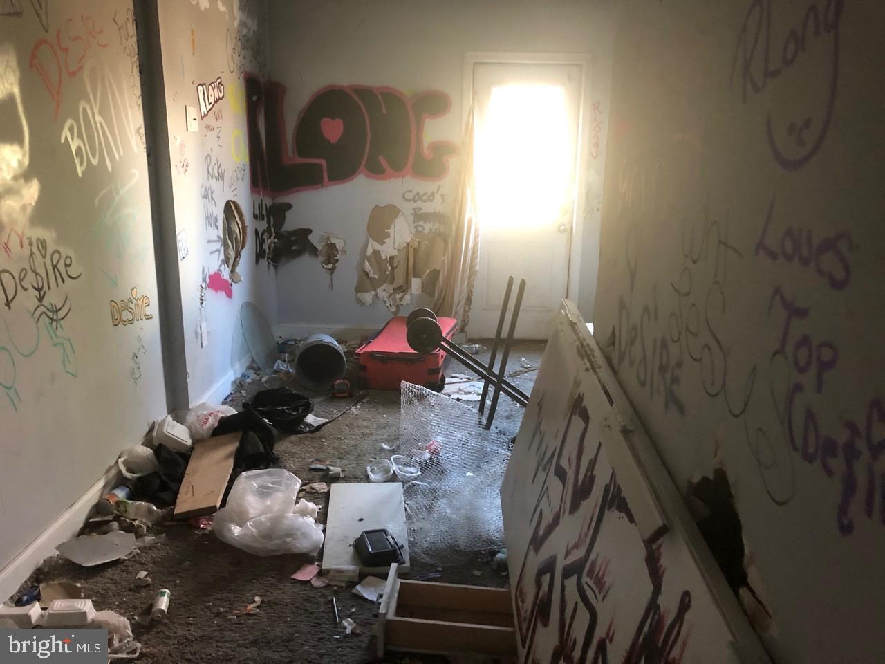 ARLINGTON - Residential