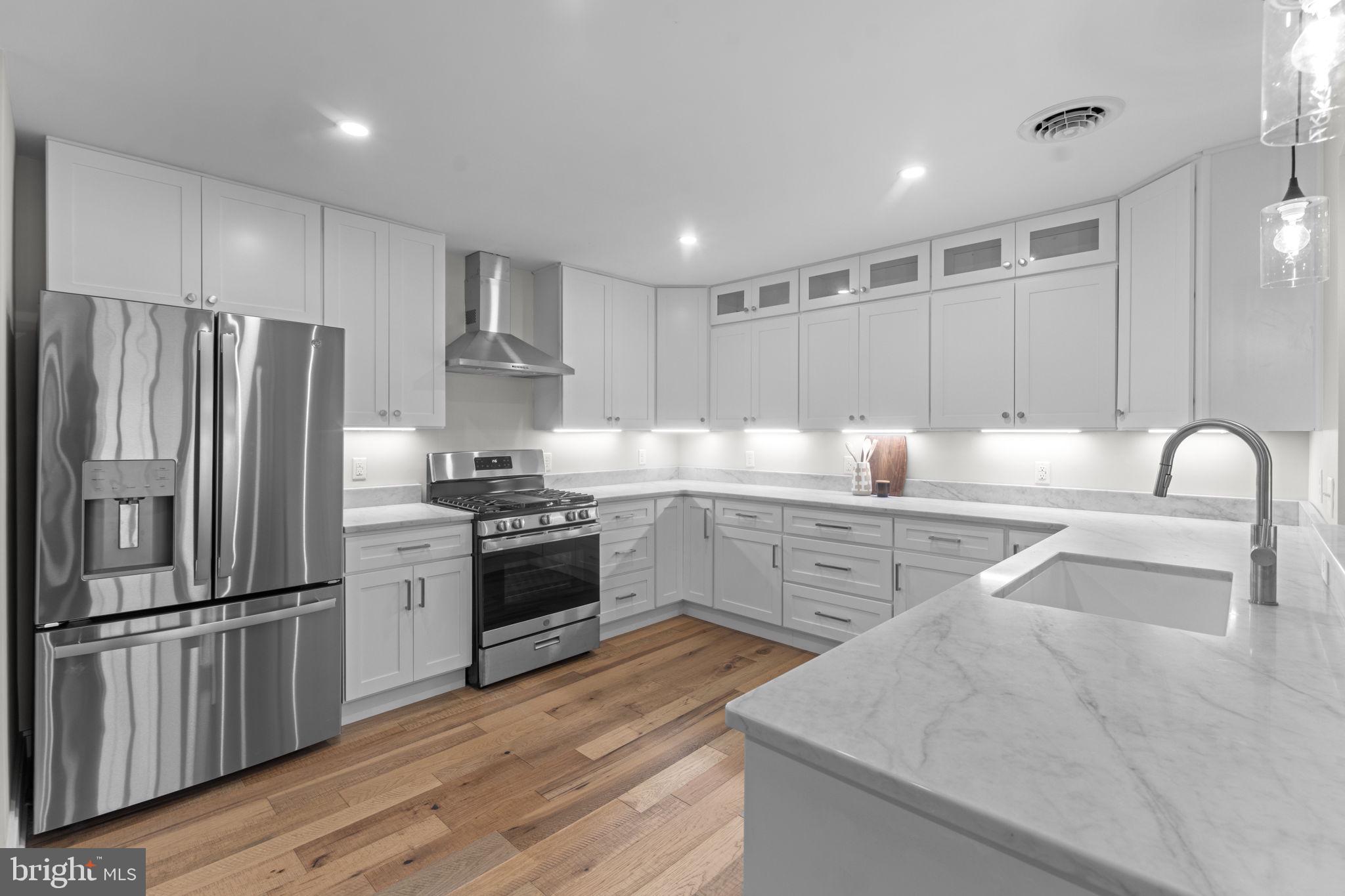 ST CLEMENTS WOOD - Residential