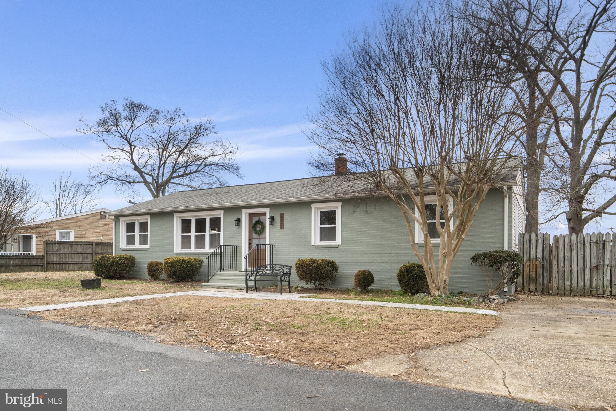 22393 SAINT CLEMENTS AVENUE