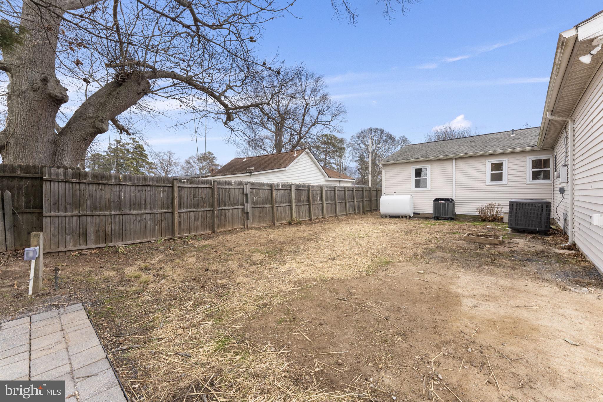 ST CLEMENTS WOOD - Residential