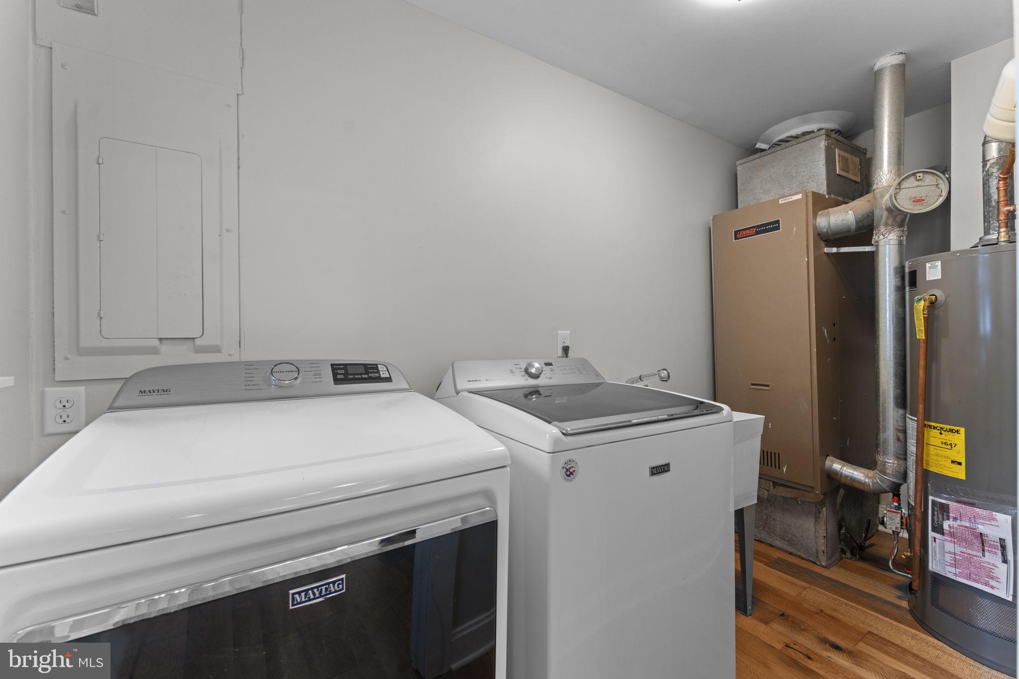 ST CLEMENTS WOOD - Residential