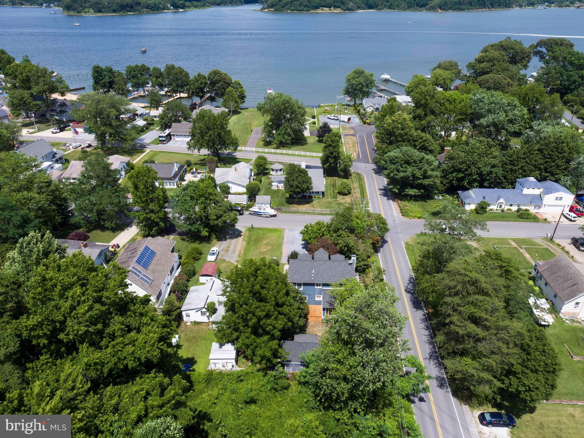 LOCH HAVEN BEACH - Residential