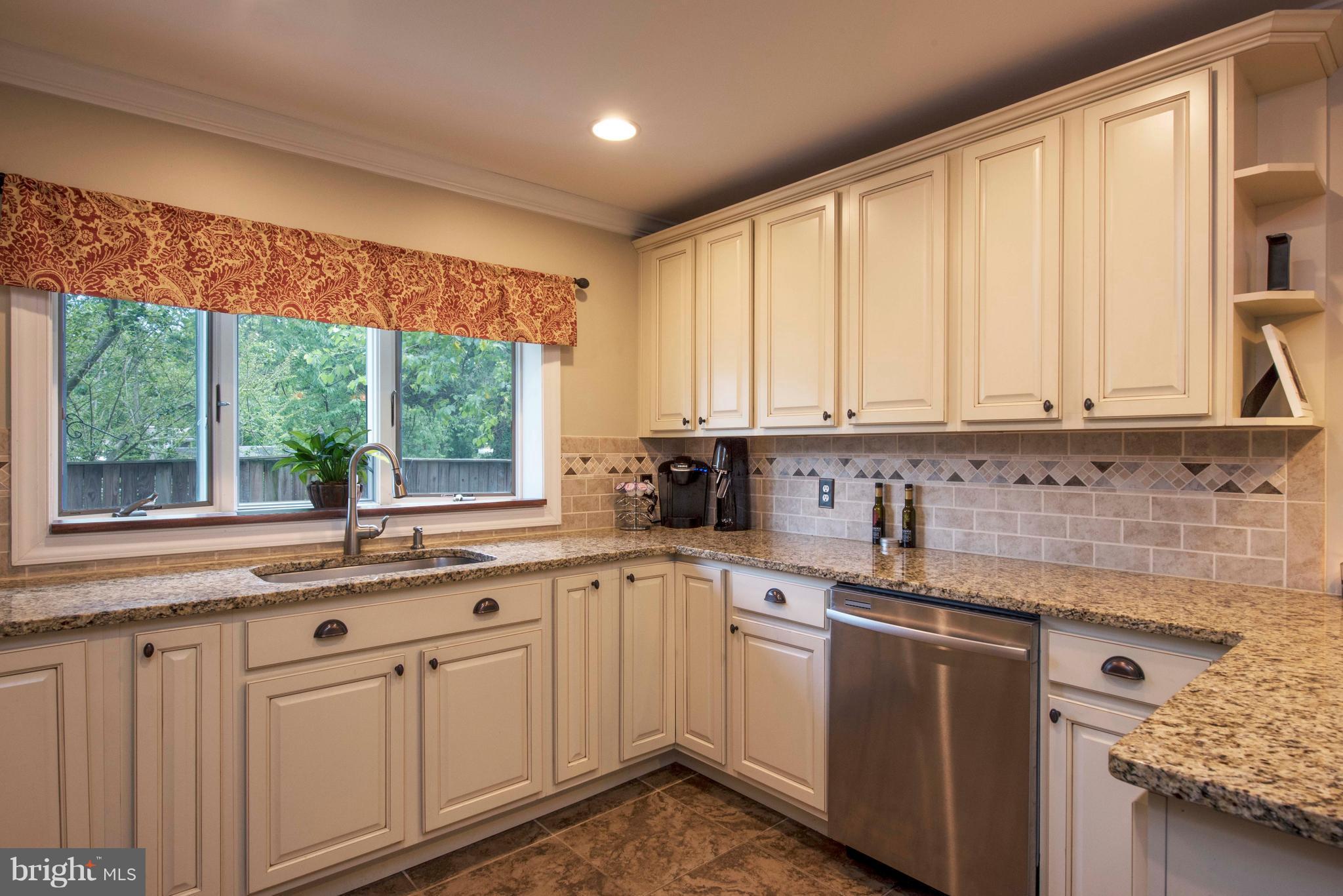 LOCH HAVEN BEACH - Residential