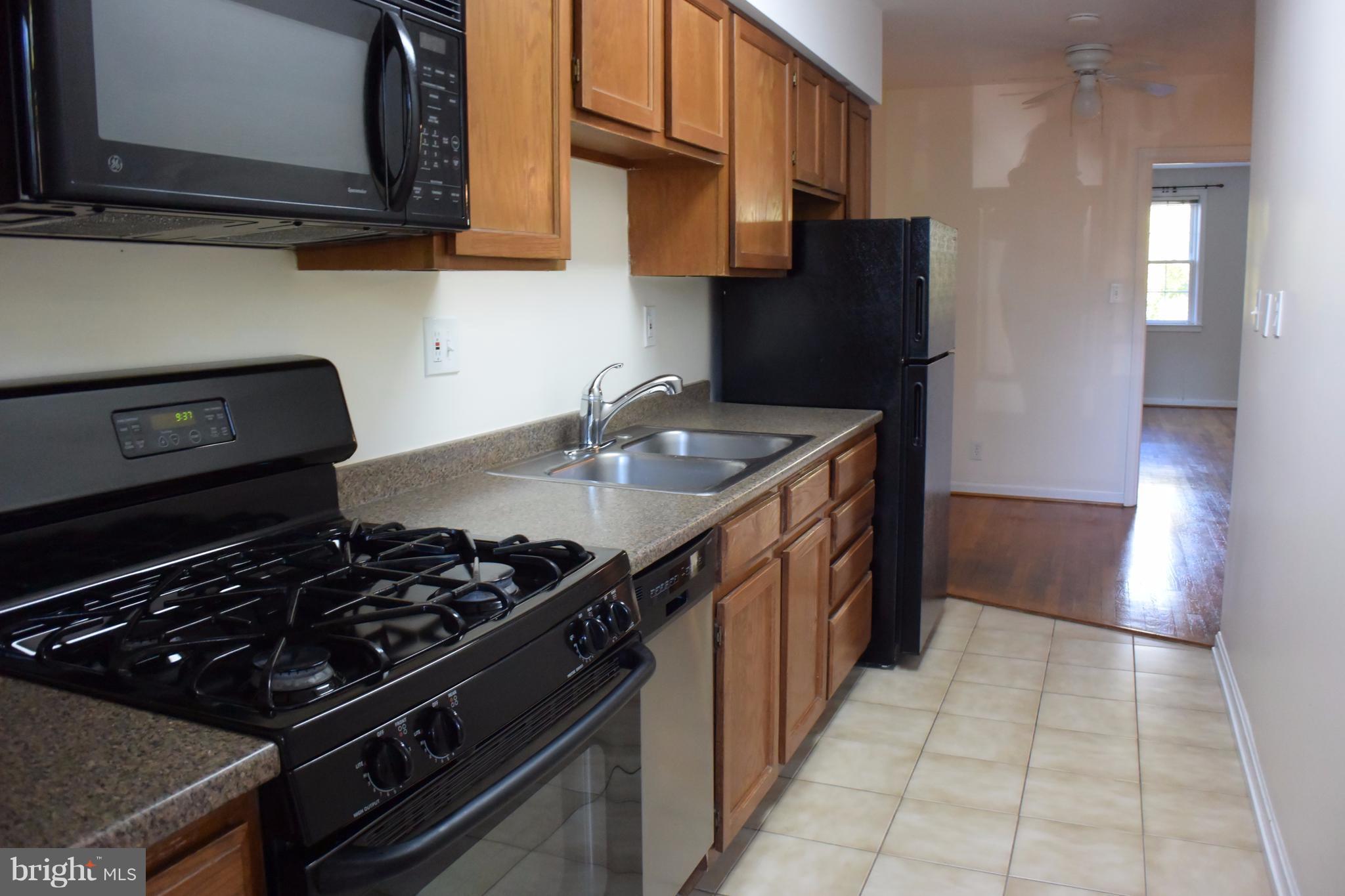 OLD TOWN - Residential Lease