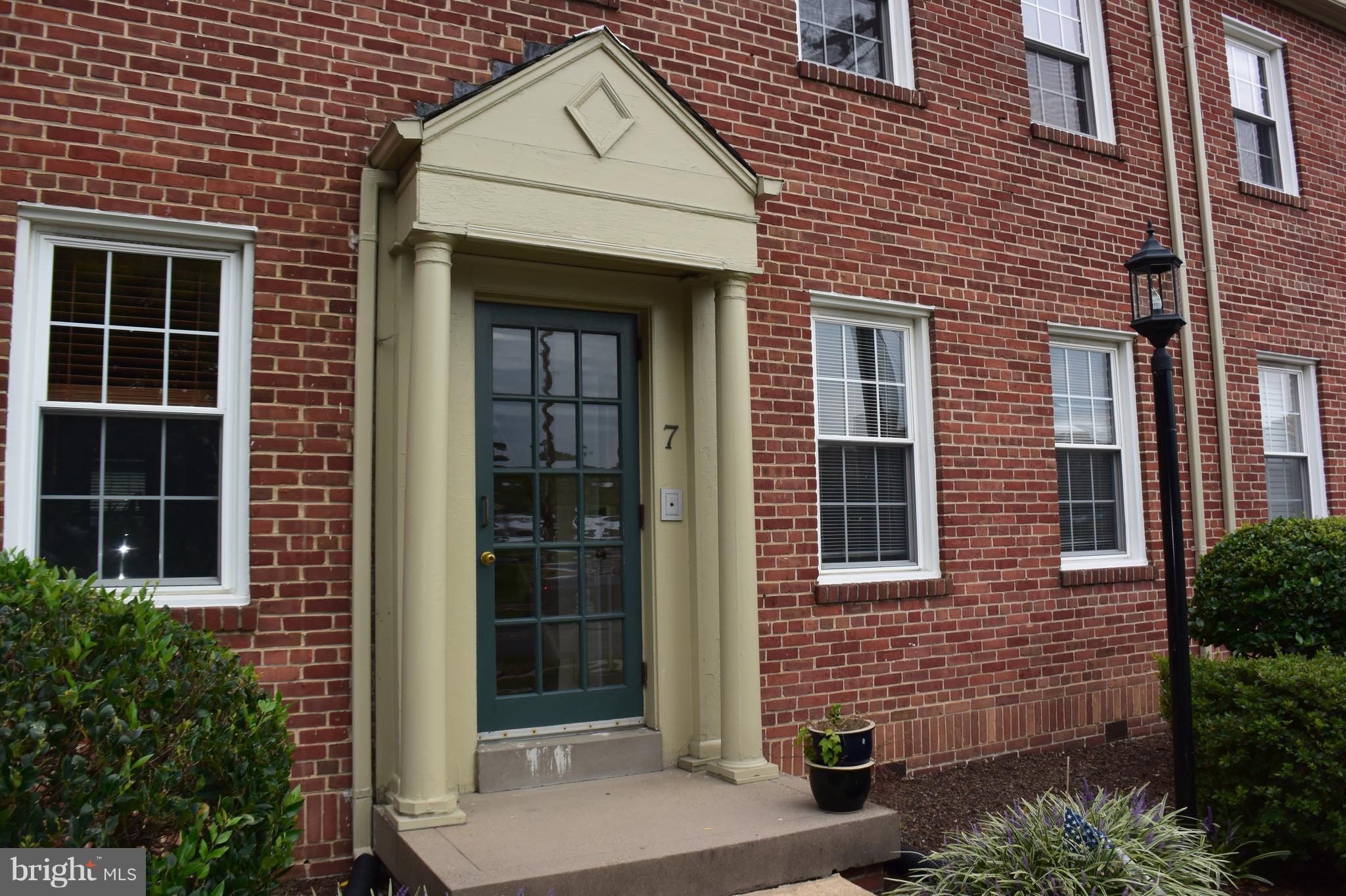 OLD TOWN - Residential Lease